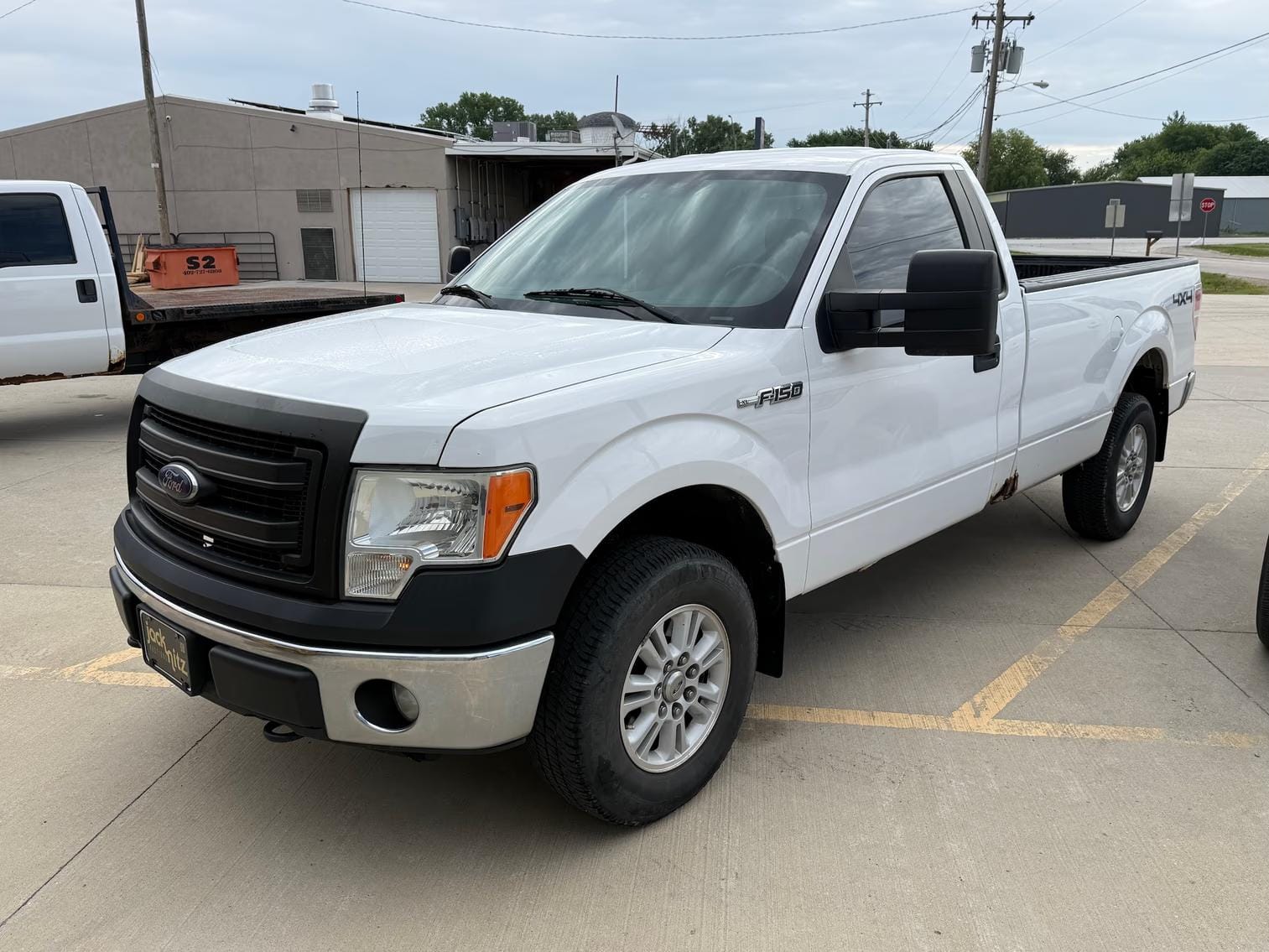 2014 Ford F-150 Equipment Image0