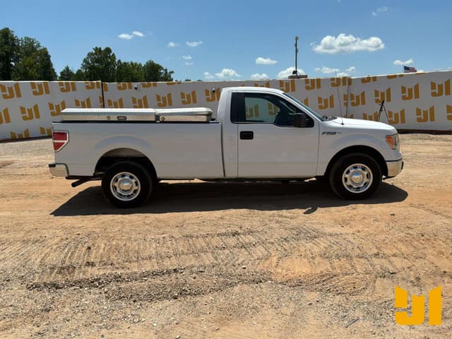 Image of Ford F-150 equipment image 3