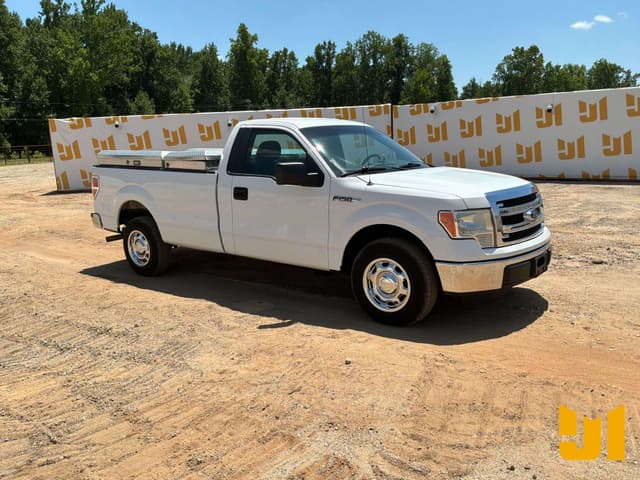 Image of Ford F-150 equipment image 2