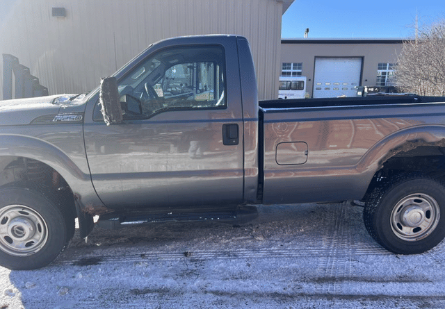 Image of Ford F-250 equipment image 1