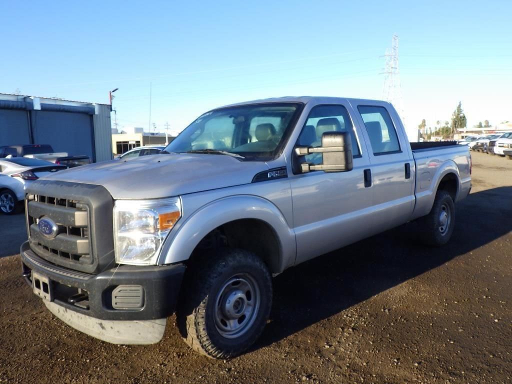 2014 Ford F-250 Equipment Image0