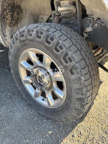 Image of Ford F-250 equipment image 3