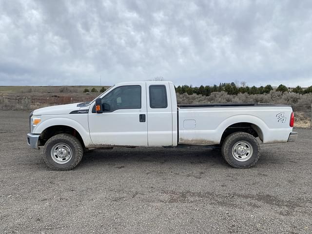 Image of Ford F-250 equipment image 2