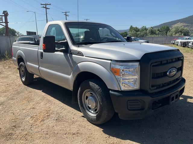Image of Ford F-250 equipment image 2