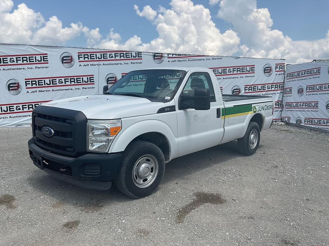 Image of Ford F-250 Primary image