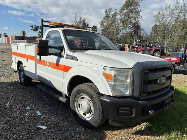 Image of Ford F-250 equipment image 1