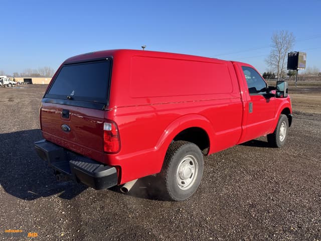 Image of Ford F-250 equipment image 4