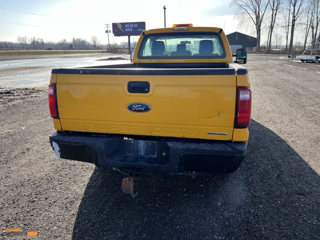 Image of Ford F-250 equipment image 4