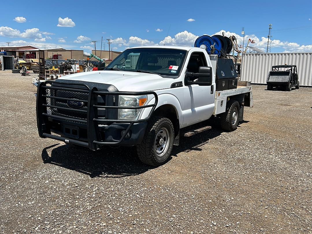 Image of Ford F-250 Primary image