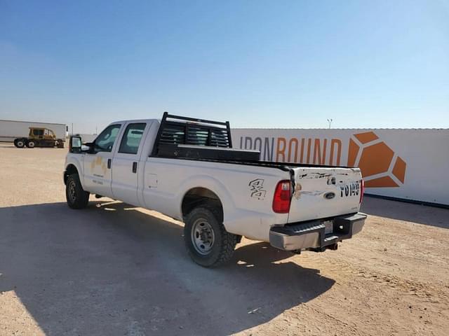Image of Ford F-250 equipment image 2
