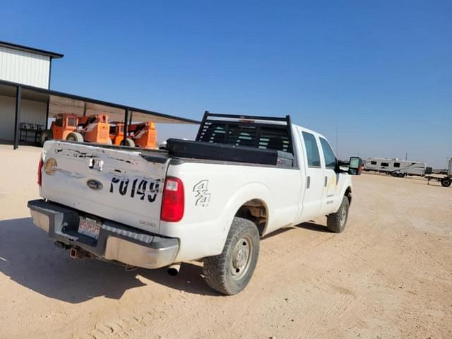 Image of Ford F-250 equipment image 4