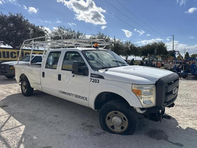 Image of Ford F-250 equipment image 3