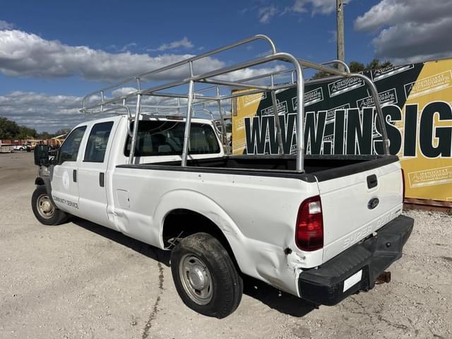 Image of Ford F-250 equipment image 1