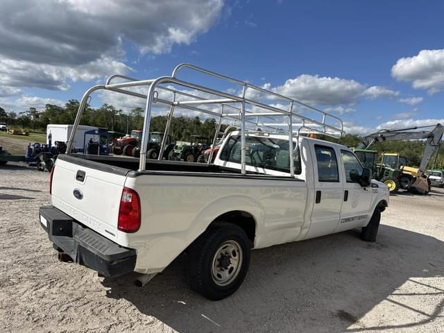 Image of Ford F-250 equipment image 2