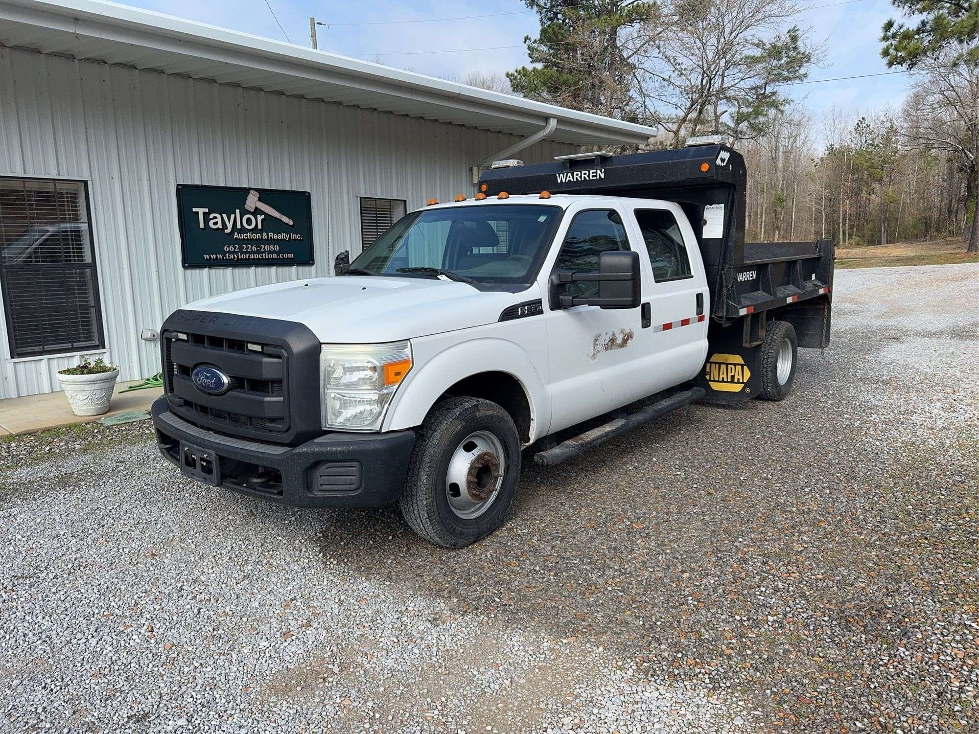 2014 Ford F-350 Equipment Image0