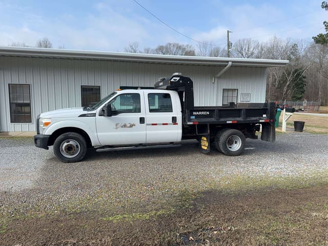 Image of Ford F-350 equipment image 1