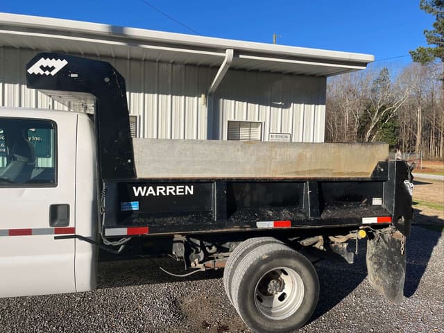 Image of Ford F-350 equipment image 2