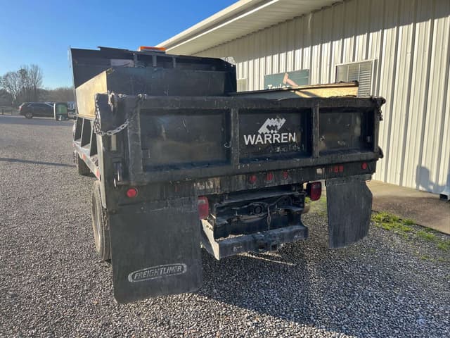 Image of Ford F-350 equipment image 4