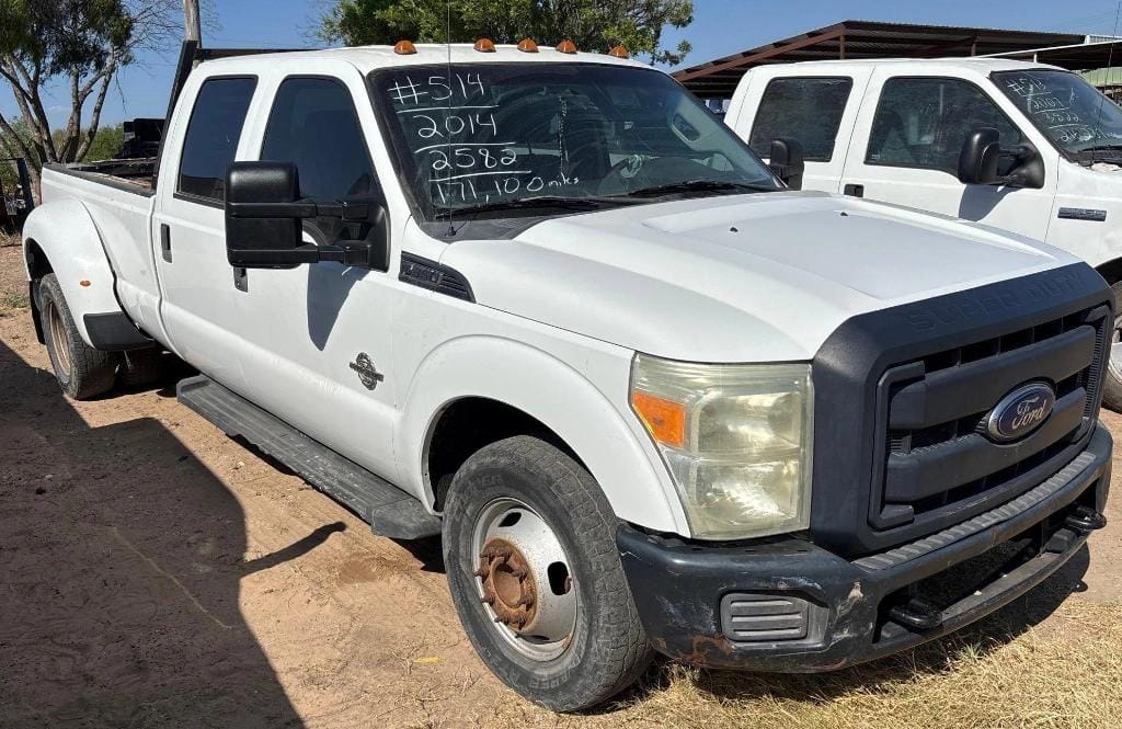 2014 Ford F-350 Equipment Image0