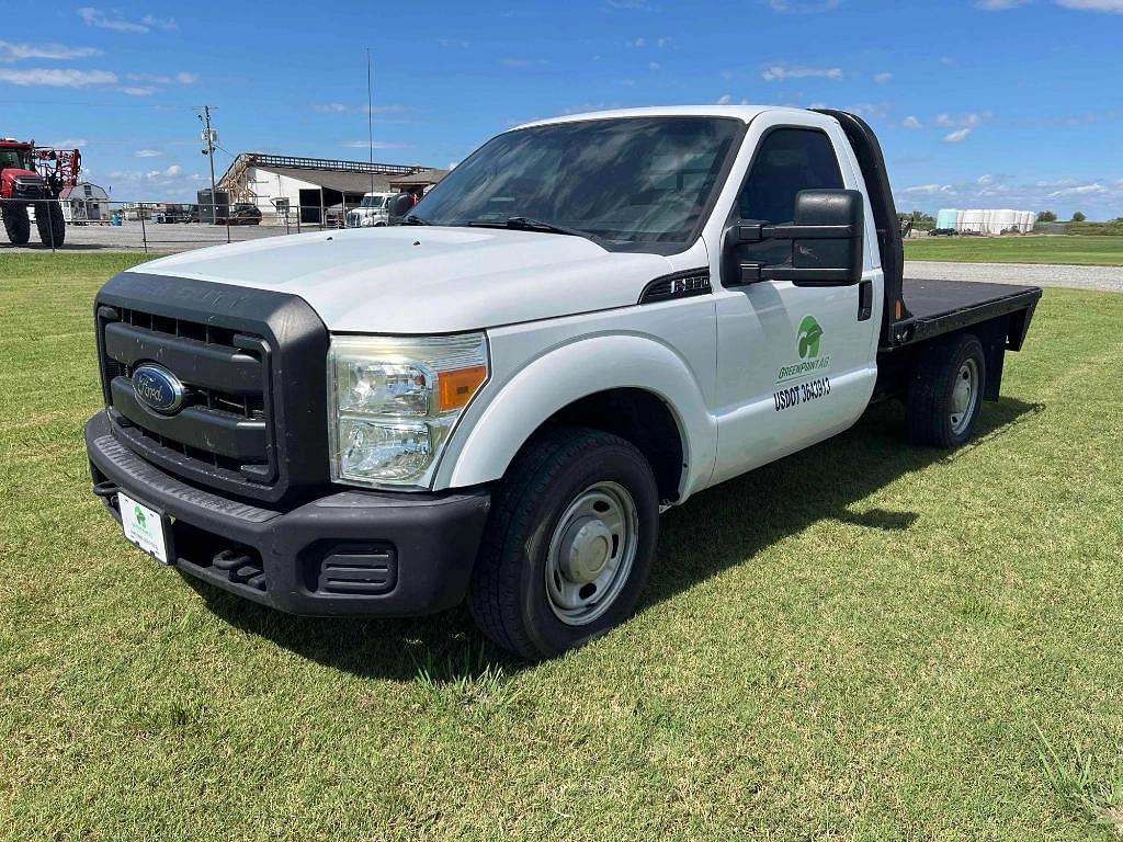 Image of Ford F-350 Primary image