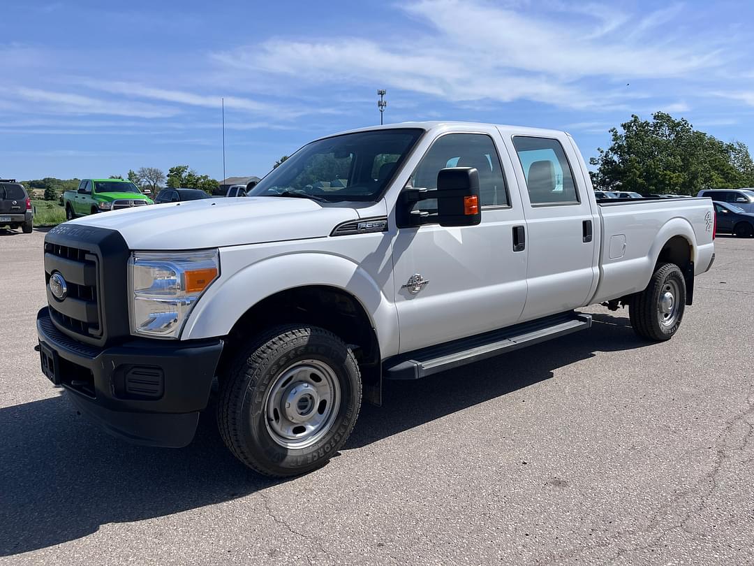 Image of Ford F-350 Primary image