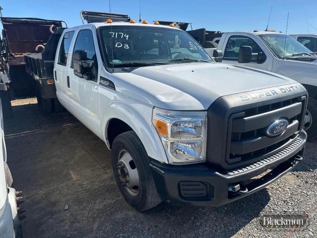 Image of Ford F-350 equipment image 1