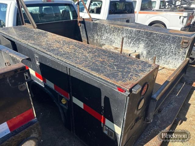 Image of Ford F-350 equipment image 3