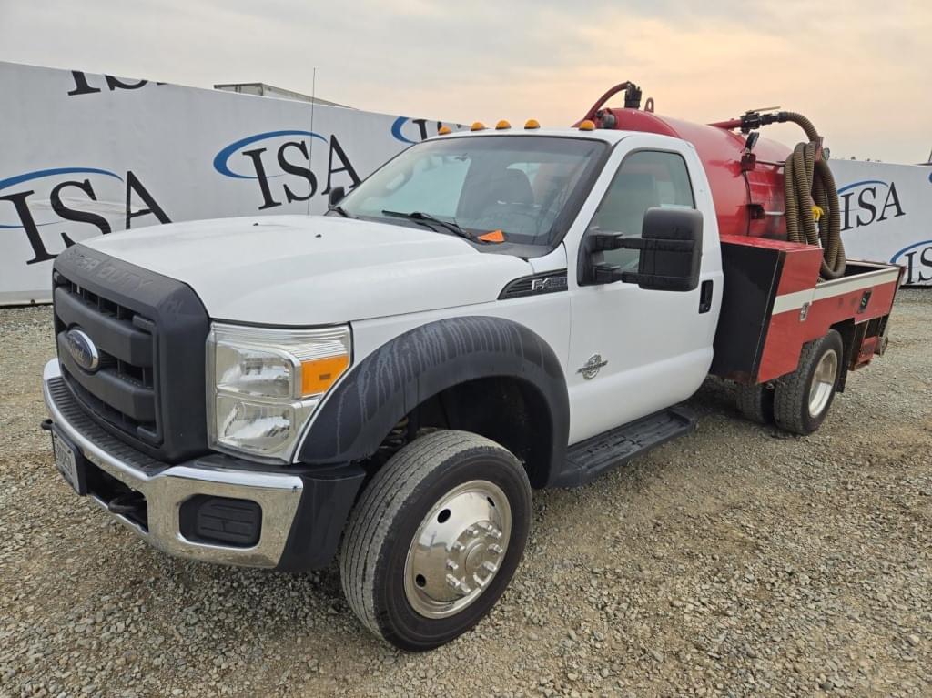 Image of Ford F-450 Primary image