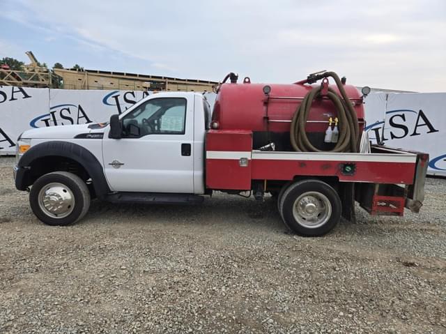 Image of Ford F-450 equipment image 1