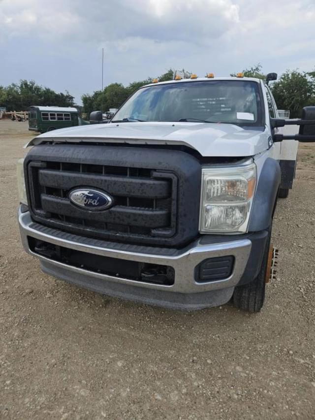 Image of Ford F-450 equipment image 1