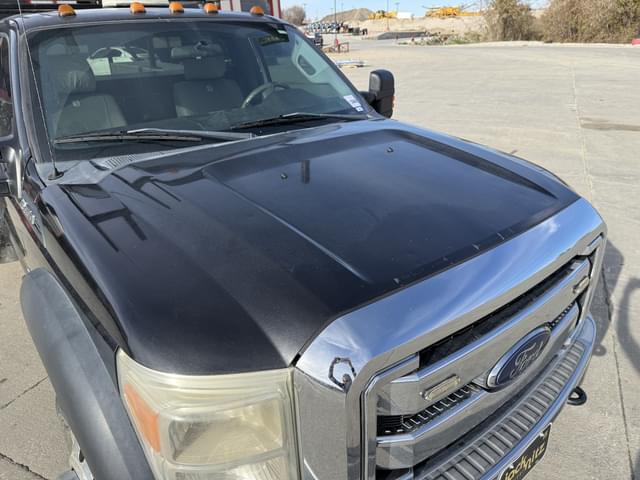 Image of Ford F-450 equipment image 4