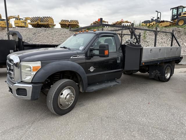 Image of Ford F-450 equipment image 2
