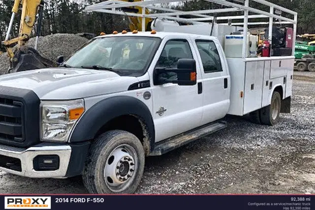 Image of Ford F-550 equipment image 1