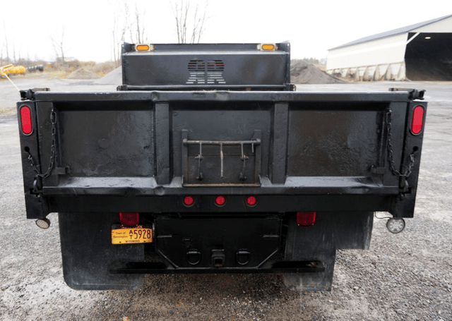 Image of Ford F-550 equipment image 3