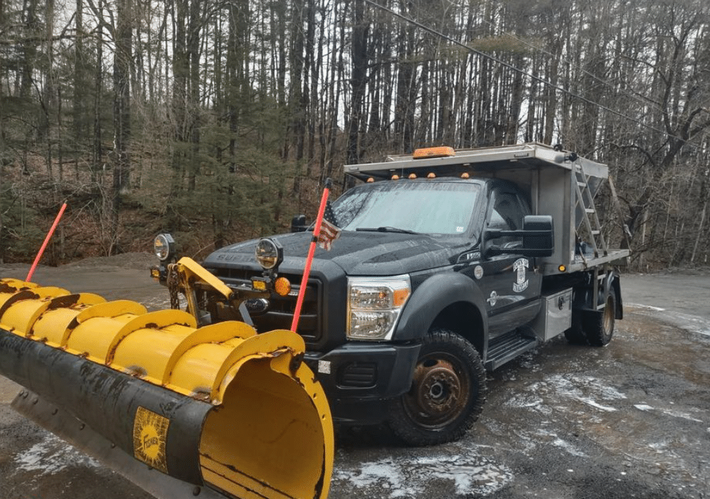 Image of Ford F-550 Primary image