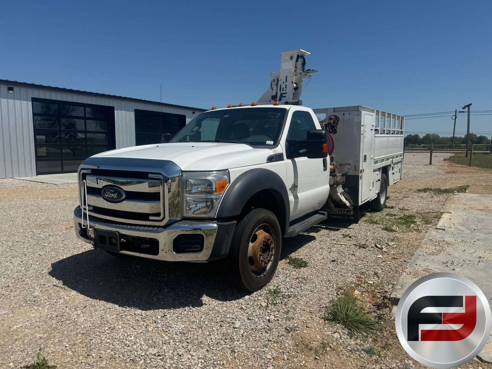 2014 Ford F-550 Equipment Image0