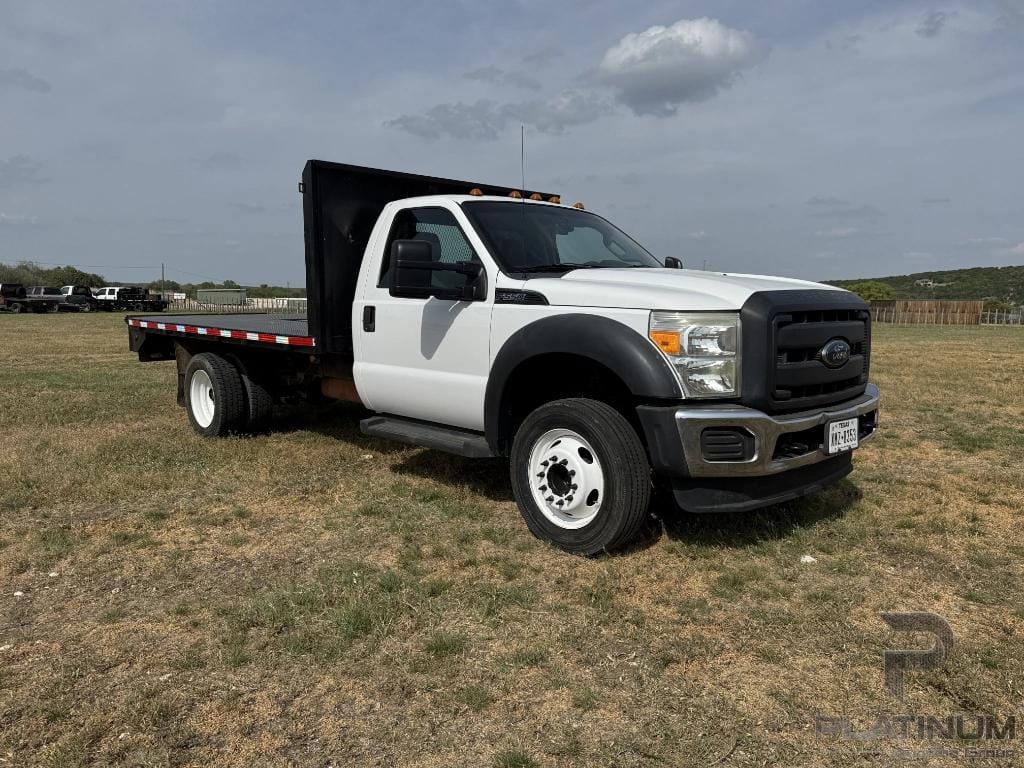 2014 Ford F-550 Equipment Image0