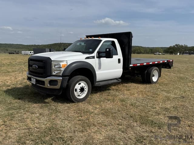 Image of Ford F-550 equipment image 3