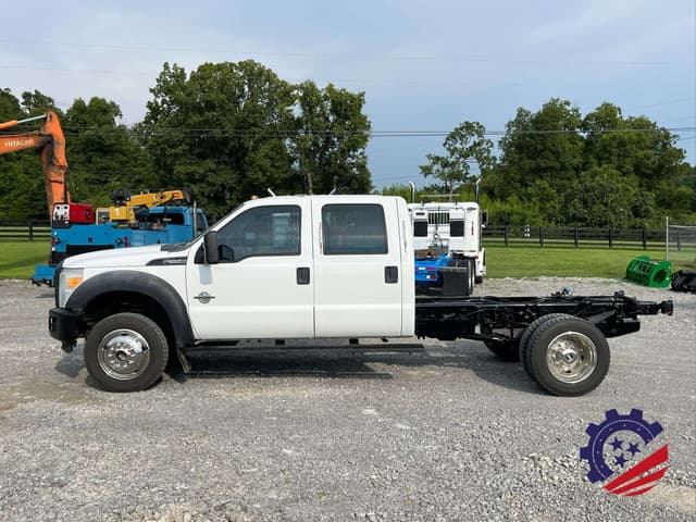Image of Ford F-550 equipment image 1