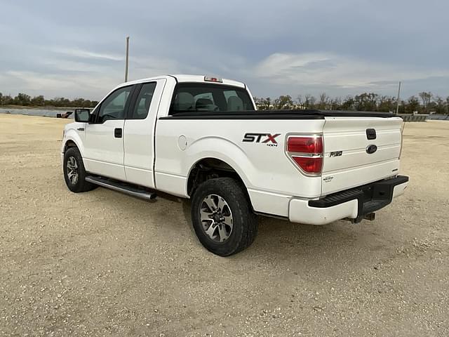 Image of Ford F-150 equipment image 2