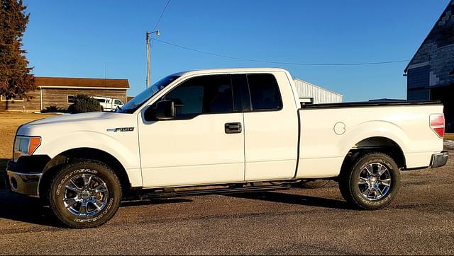 Image of Ford F-150 equipment image 4