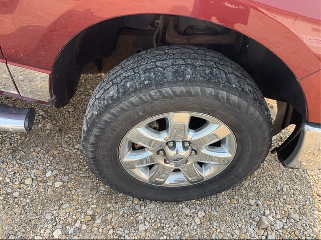 Image of Ford F-150 equipment image 4