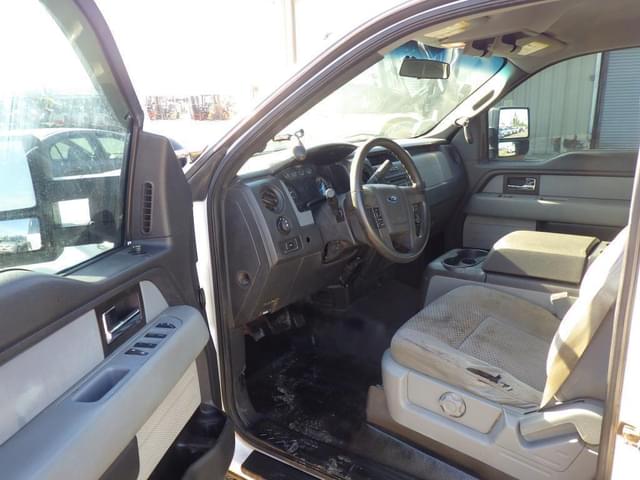 Image of Ford F-150 equipment image 4