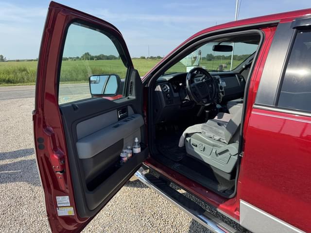 Image of Ford F-150 equipment image 4