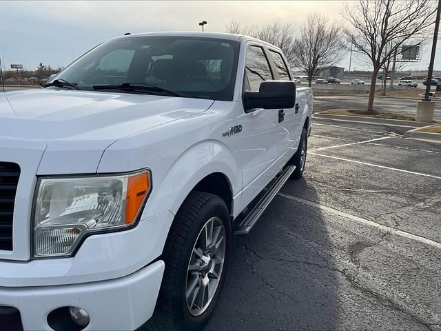 Image of Ford F-150 equipment image 1