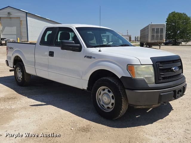 Image of Ford F-150 equipment image 2
