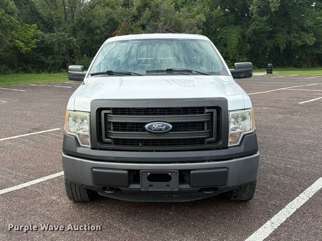 Image of Ford F-150 equipment image 1
