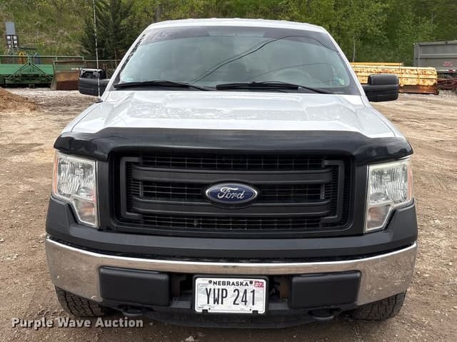 Image of Ford F-150 equipment image 1