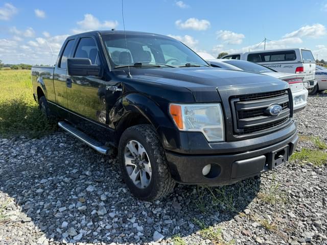 Image of Ford F-150 equipment image 2