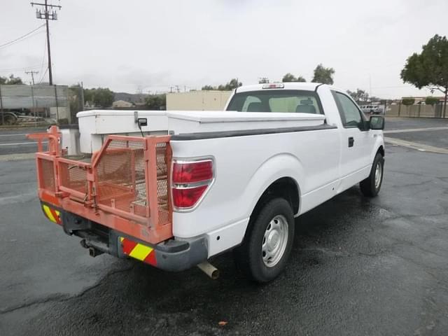 Image of Ford F-150 equipment image 2